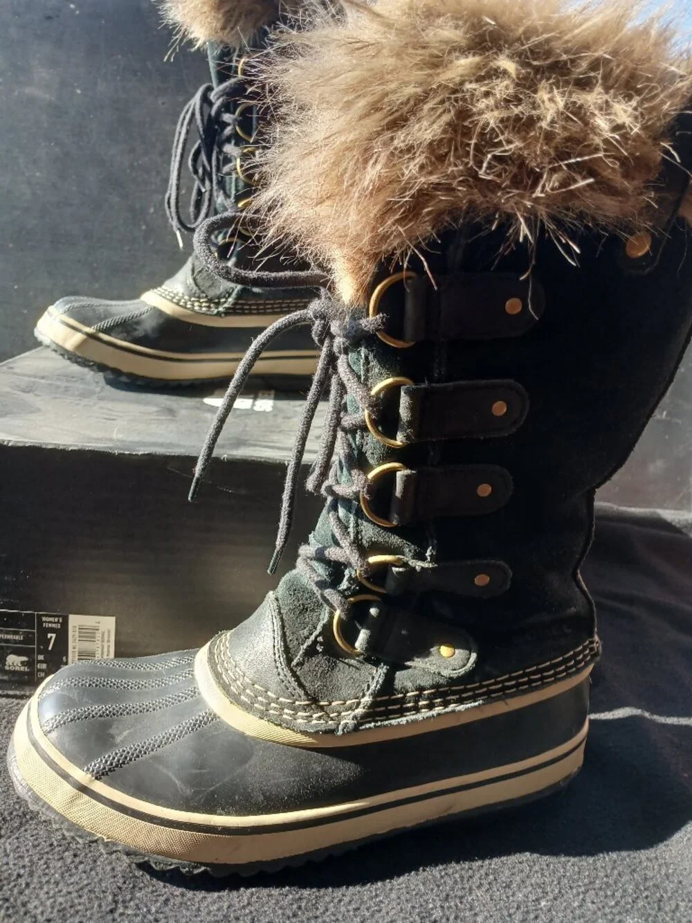 Sorel Tofino II Winter Boots (Size 7) — Leather, Roomy & Snow-Ready!